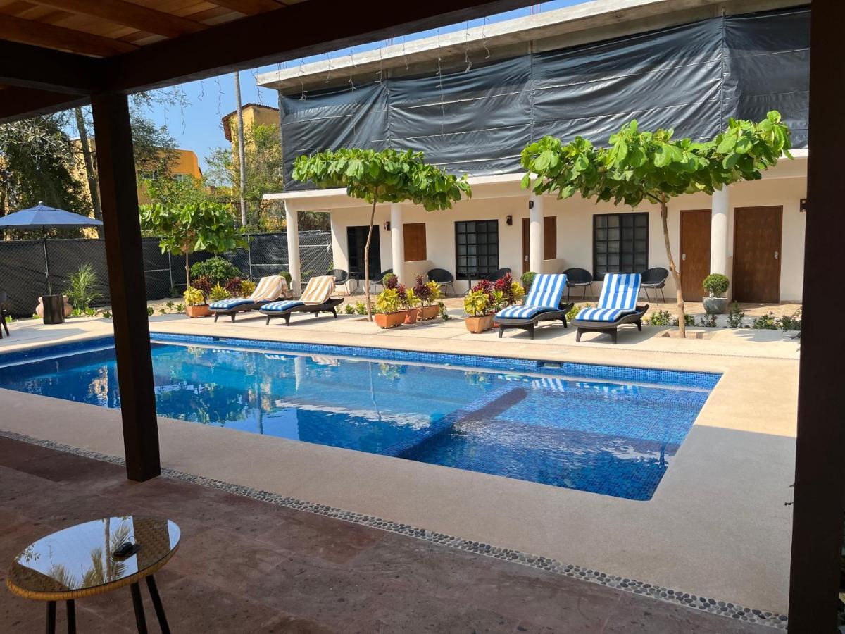 Natura Hotel & Villas Zihuatanejo Exterior photo